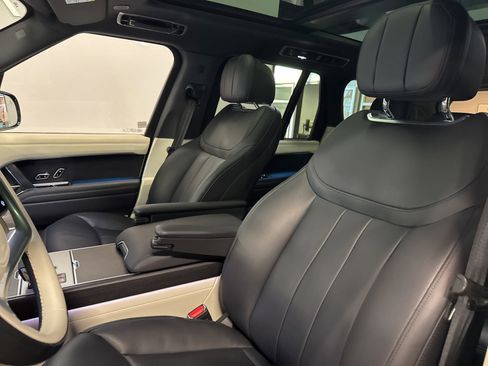 Used 2024 Land Rover Range Rover SE image 7