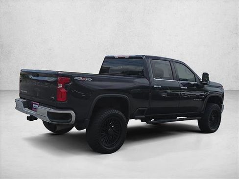 Used 2024 Chevrolet Silverado 2500 LTZ AWD/4WD image 5