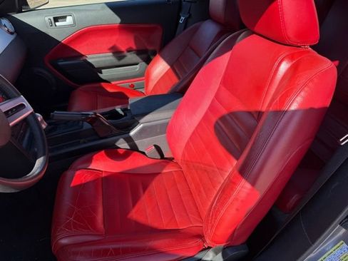 Used 2007 Ford Mustang GT Premium image 11