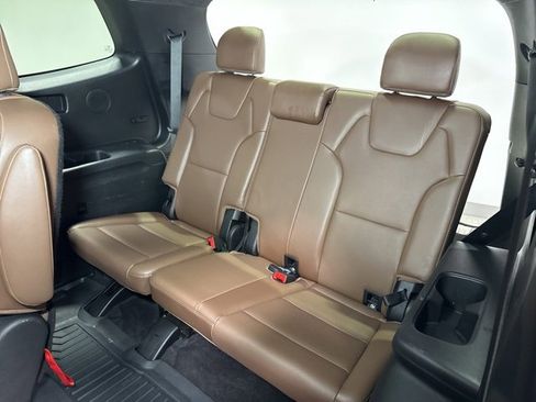Used 2020 Kia Telluride SX w/ SX Prestige Package image 28