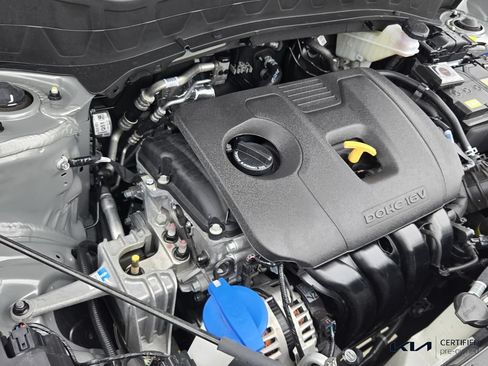 Certified 2025 Kia Seltos EX w/ EX Sunroof Package AWD/4WD image 18