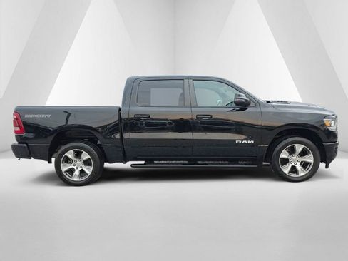 Used 2023 RAM 1500 Laramie AWD/4WD image 4