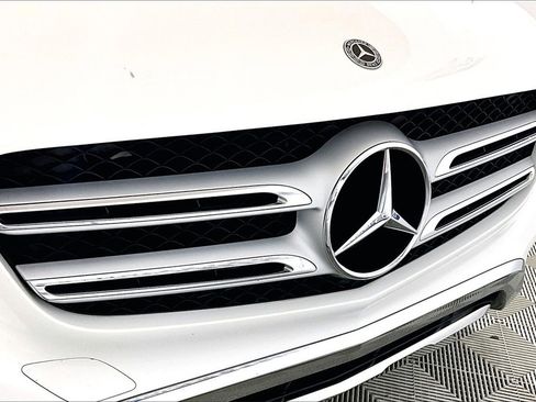 Used 2018 Mercedes-Benz GLC 300 GLC 300 image 23