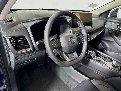 New 2026 Nissan Rogue Platinum w/ Platinum Premium Package image 9