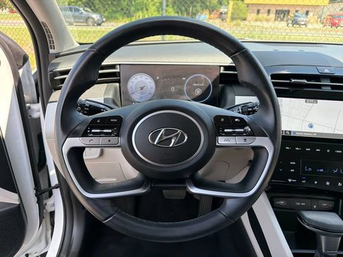 Certified 2024 Hyundai Tucson SEL w/ Convenience Package FWD image 20
