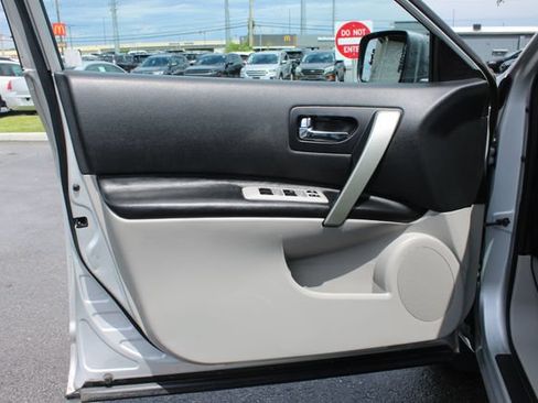 Used 2013 Nissan Rogue S w/ Special Edition Pkg FWD image 10