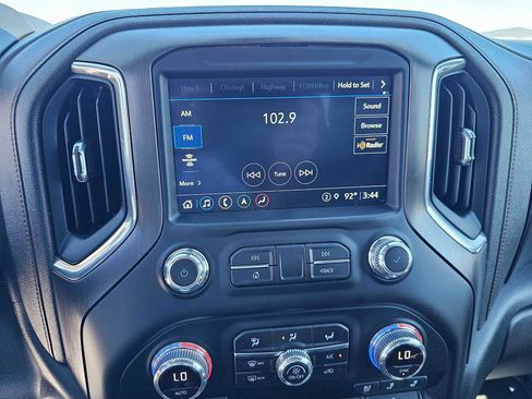 Used 2021 GMC Sierra 2500 AT4 w/ AT4 Preferred Package AWD/4WD image 26