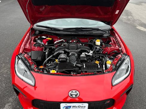 Used 2024 Toyota GR86 Premium RWD image 26
