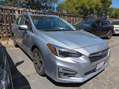 Used 2017 Subaru Impreza 2.0i Limited AWD/4WD image 3