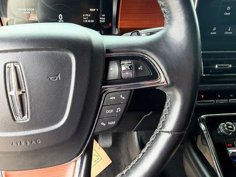 Used 2020 Lincoln Navigator L Reserve RWD image 16
