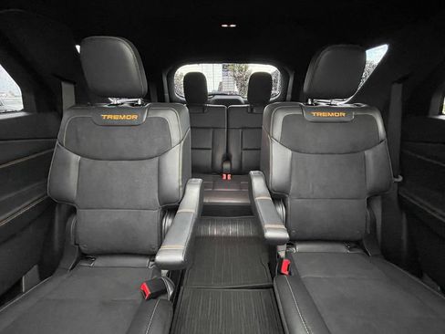 Used 2026 Ford Explorer Tremor w/ Tremor Ultimate Package AWD/4WD image 32