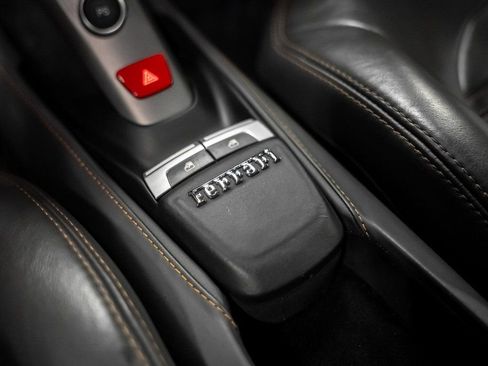 Used 2017 Ferrari 488 GTB image 45