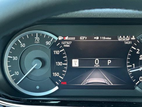 Used 2023 Land Rover Range Rover Evoque R-Dynamic SE image 27