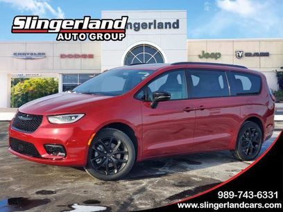 New 2026 Chrysler Pacifica Limited w/ S Appearance Package