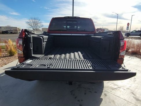 Used 2021 Nissan Titan Platinum Reserve w/ Moonroof Package image 16