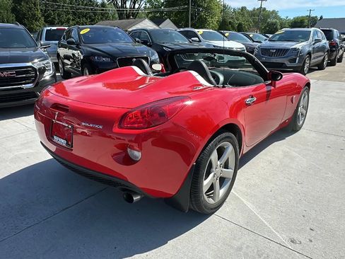 Used 2006 Pontiac Solstice Convertible w/ Premium Package RWD image 5