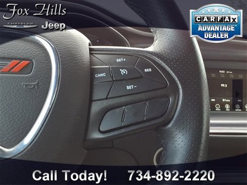 Used 2023 Dodge Challenger SXT w/ Blacktop Package image 17