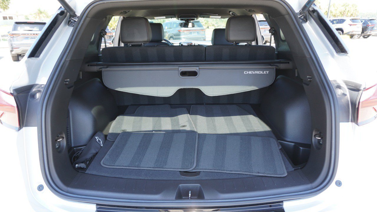 Used 2022 Chevrolet Blazer RS w/ Enhanced Convenience Package FWD image 36