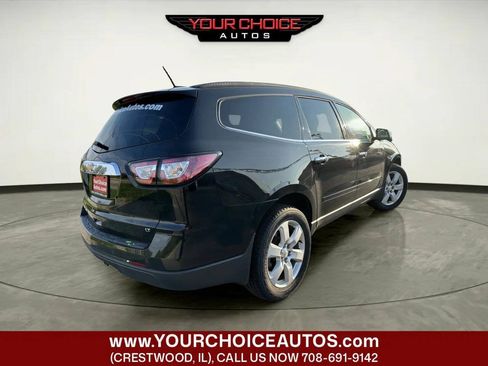 Used 2017 Chevrolet Traverse LT w/ Style and Technology Package AWD/4WD image 4