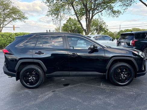 Used 2020 Toyota RAV4 LE w/ All Weather Liner Package AWD/4WD image 11