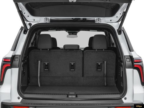 New 2026 Chevrolet Traverse LT image 9