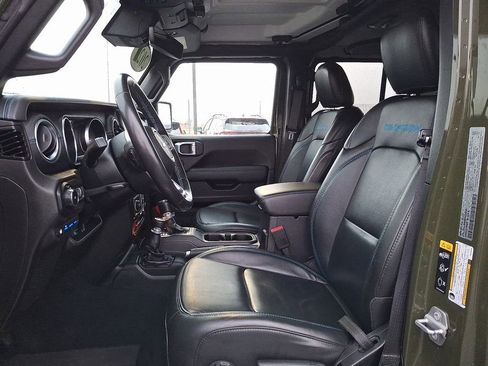 Used 2022 Jeep Wrangler Unlimited Rubicon 4xe w/ Dual Top Group image 13