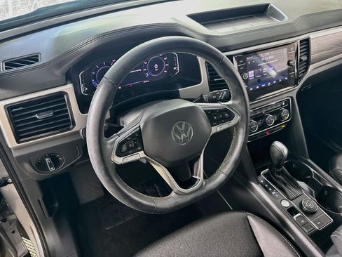 Used 2023 Volkswagen Atlas Cross Sport SE w/ Panoramic Sunroof Package AWD/4WD image 24
