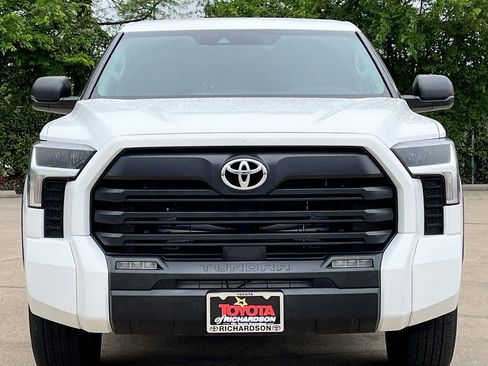 Used 2024 Toyota Tundra SR5 w/ SR5 Premium Package AWD/4WD image 7