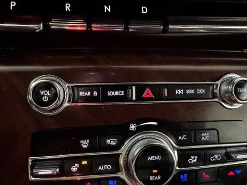 Certified 2023 Lincoln Aviator Black Label w/ Dynamic Handling Package image 63