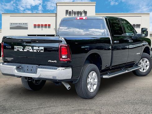 Certified 2025 RAM 2500 Big Horn AWD/4WD image 2
