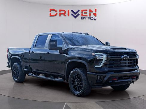 New 2026 Chevrolet Silverado 2500 LT w/ Trail Boss Package AWD/4WD image 8