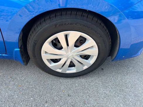 Used 2020 Nissan Versa S FWD image 12
