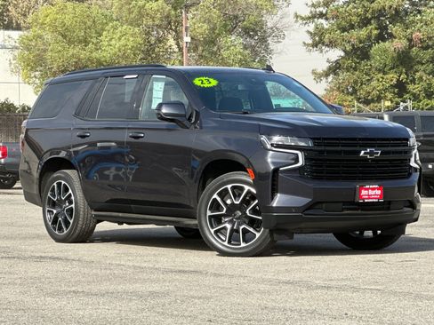 Used 2023 Chevrolet Tahoe RST w/ Luxury Package image 2