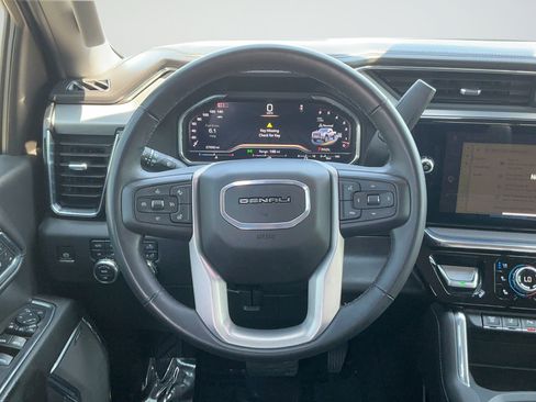 Used 2024 GMC Sierra 2500 Denali w/ Denali Reserve Package AWD/4WD image 9