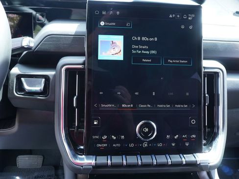 New 2026 GMC Yukon XL Denali w/ Denali Reserve Package AWD/4WD image 21