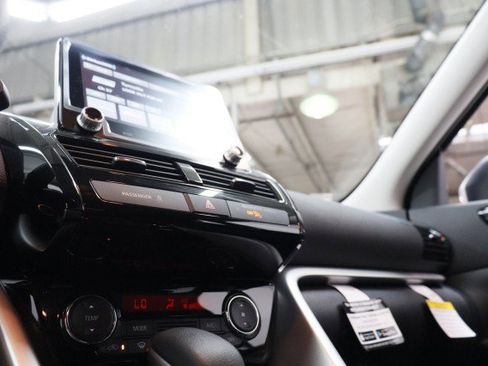 New 2026 Mitsubishi Eclipse Cross ES image 12