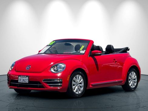 Used 2018 Volkswagen Beetle 2.0T S FWD image 8