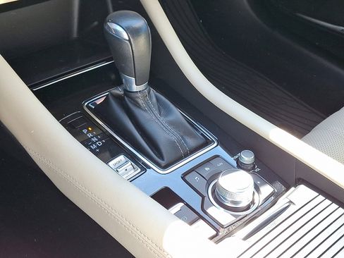 Used 2018 MAZDA MAZDA6 Grand Touring image 16