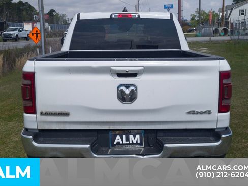 Used 2024 RAM 1500 Laramie AWD/4WD image 7