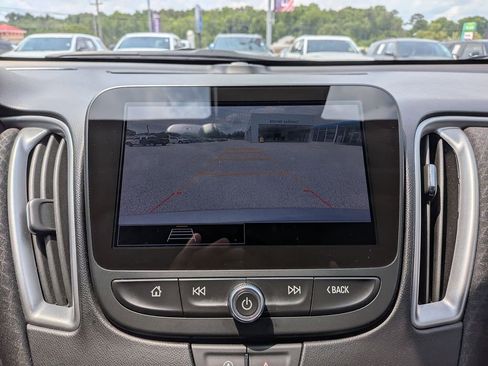 Used 2025 Chevrolet Malibu LT FWD image 25