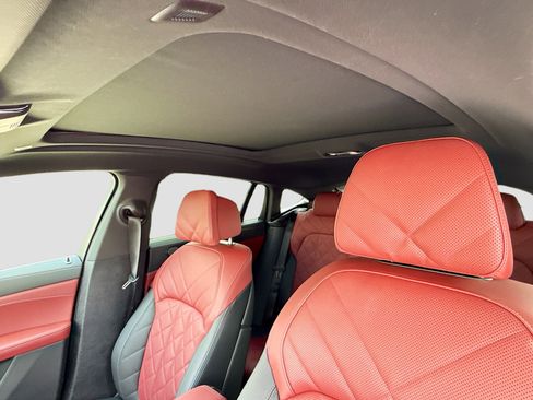 Used 2026 BMW X6 xDrive40i image 26