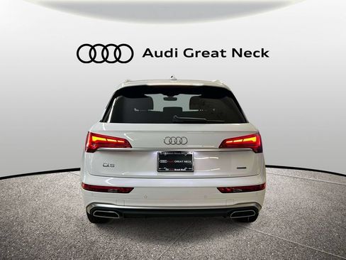 Used 2023 Audi Q5 2.0T Premium w/ Convenience Package AWD/4WD image 19