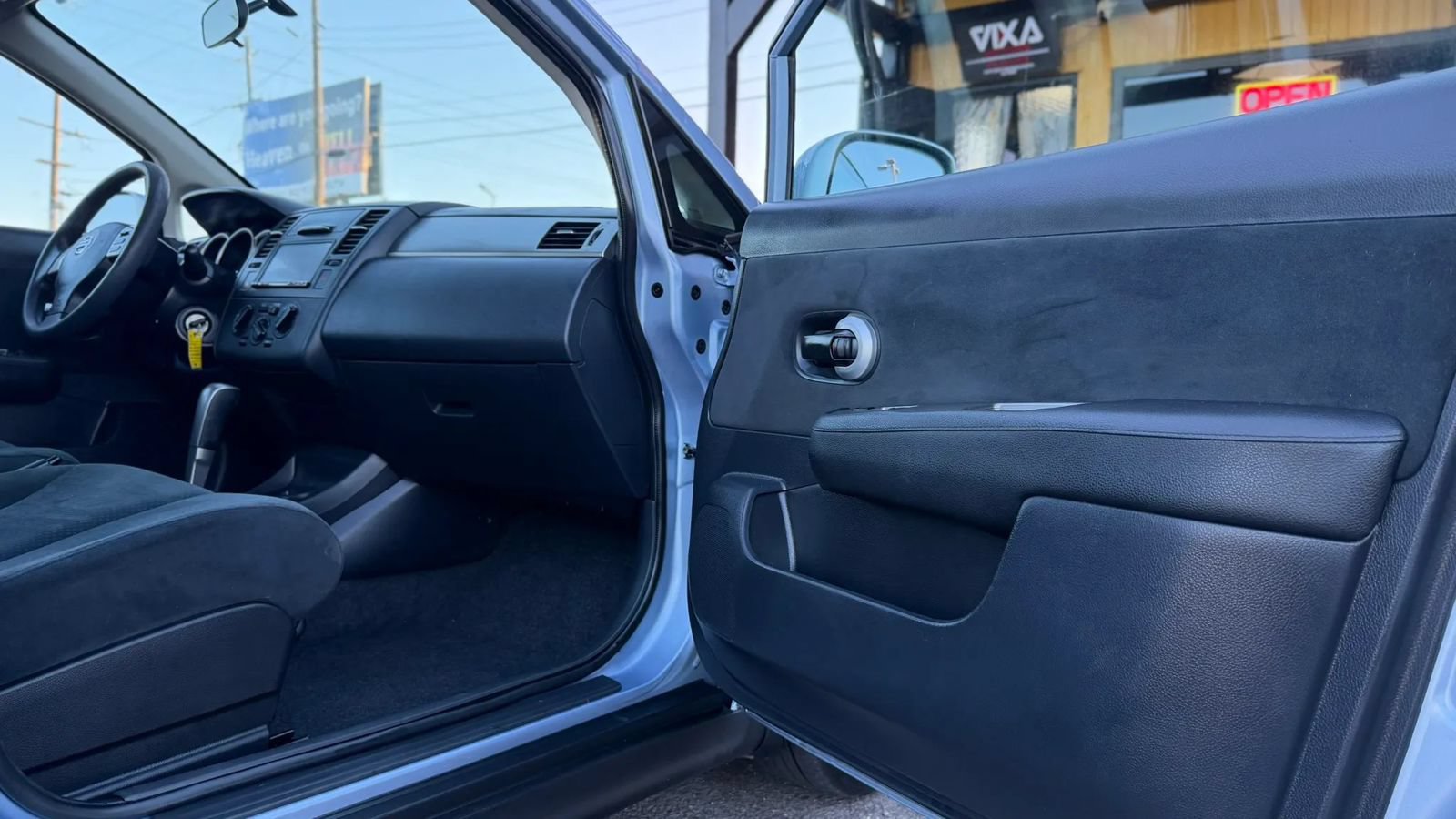 Used 2011 Nissan Versa 1.8 S w/ PWR Plus Pkg FWD image 12
