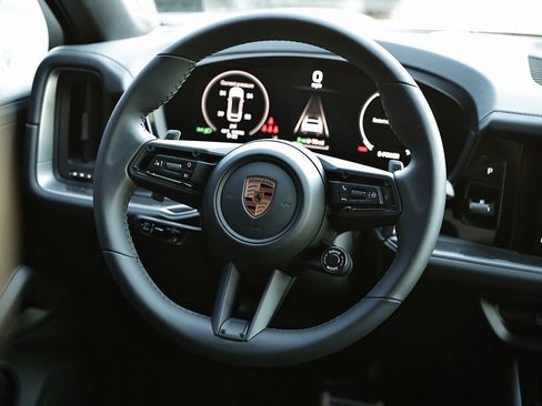 New 2026 Porsche Cayenne S image 31