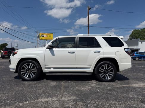Used 2016 Toyota 4Runner SR5 RWD image 8
