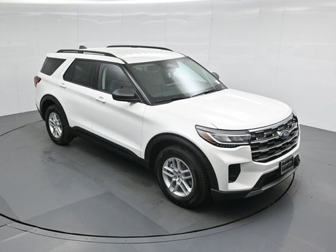 New 2026 Ford Explorer Active image 39