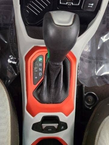 Used 2016 Jeep Renegade Latitude FWD image 24