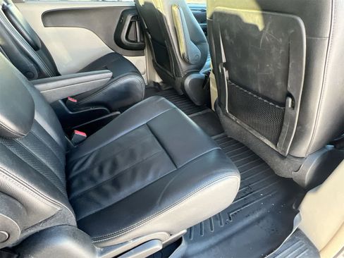 Used 2012 Chrysler Town & Country Touring w/ Entertainment Group #1 image 18