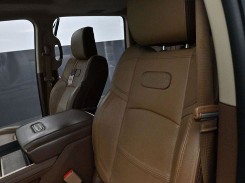 Used 2022 RAM 2500 Limited AWD/4WD image 14