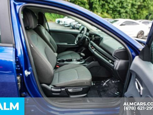 Used 2025 Kia K4 FWD image 23